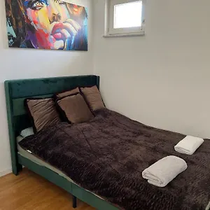 Koelner Stillvolle Apartment