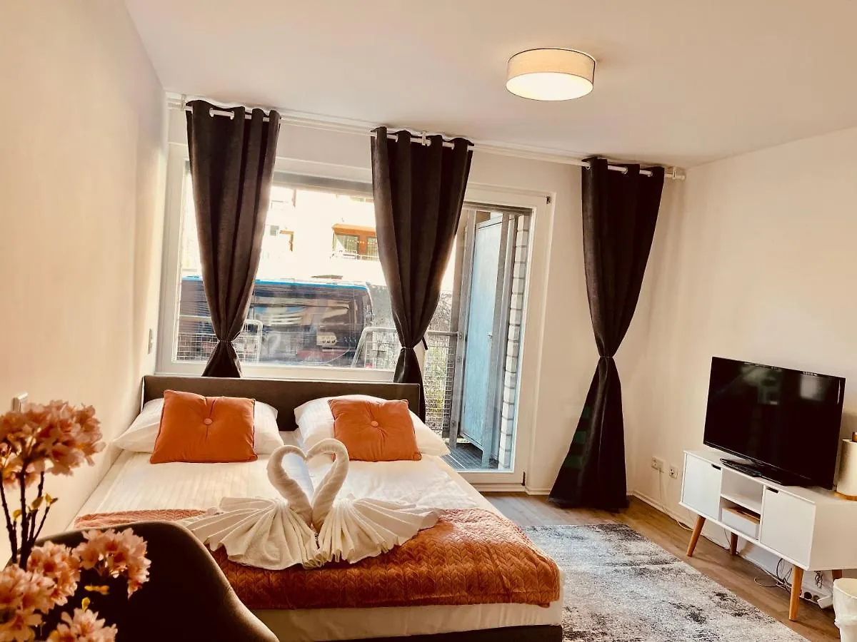 Central Cosy Apartment In Köln